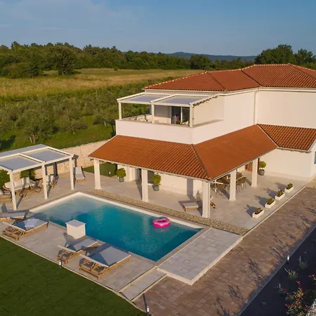 Corsa - Luxury In Istria *